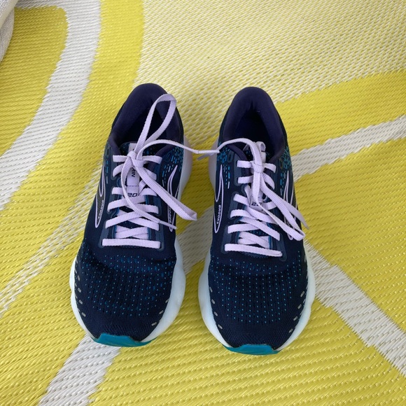 Brooks Women's Glycerin 20 Neutral Running Shoe/ Like New - Picture 4 of 5